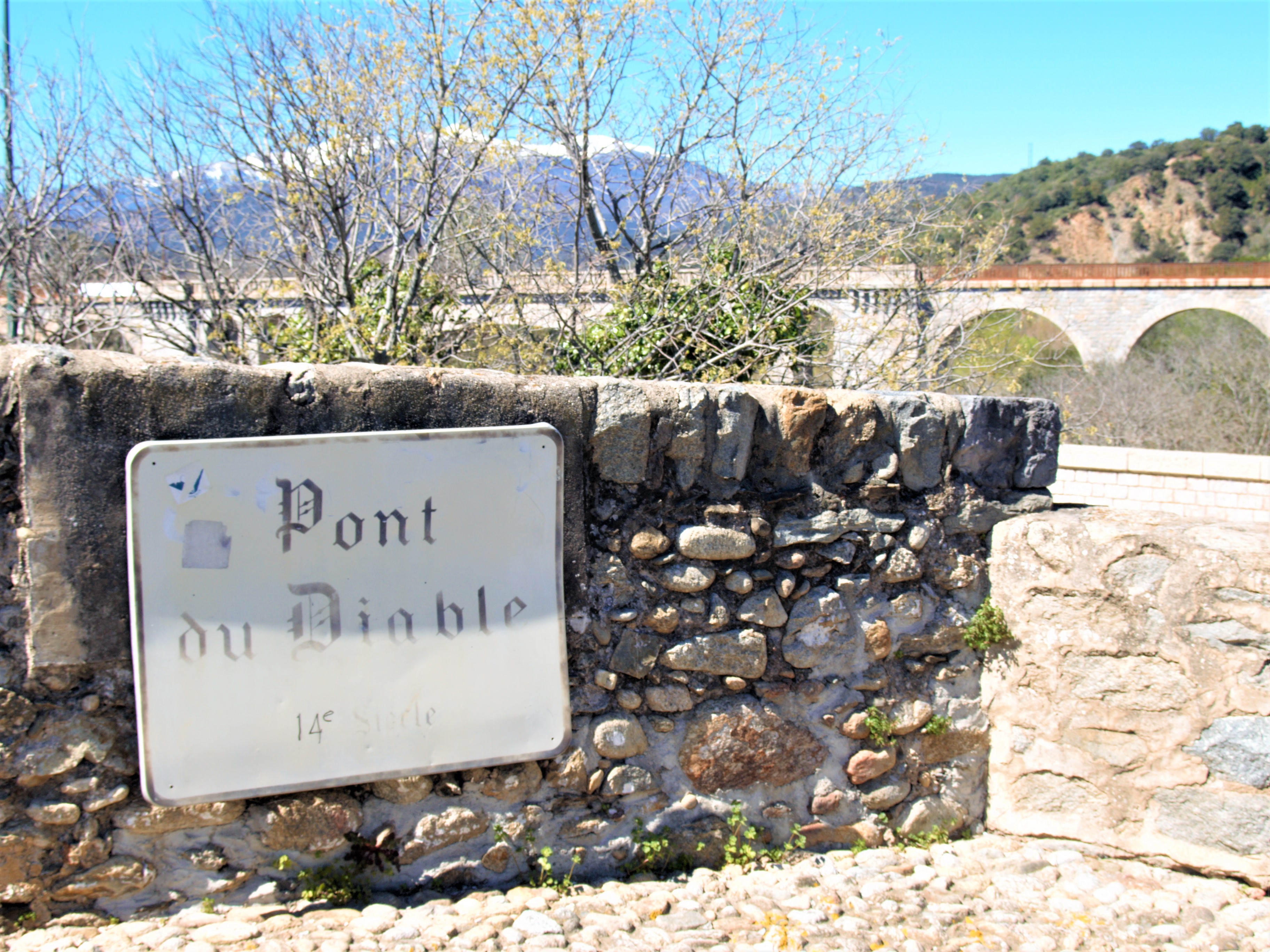 Céret le Pont du Diable 14ème siècle 'Photo La Gazette Catalane).jpg
